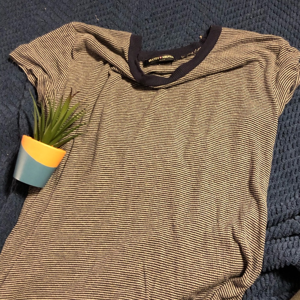 BRANDY MELVILLE STRIPED TEE